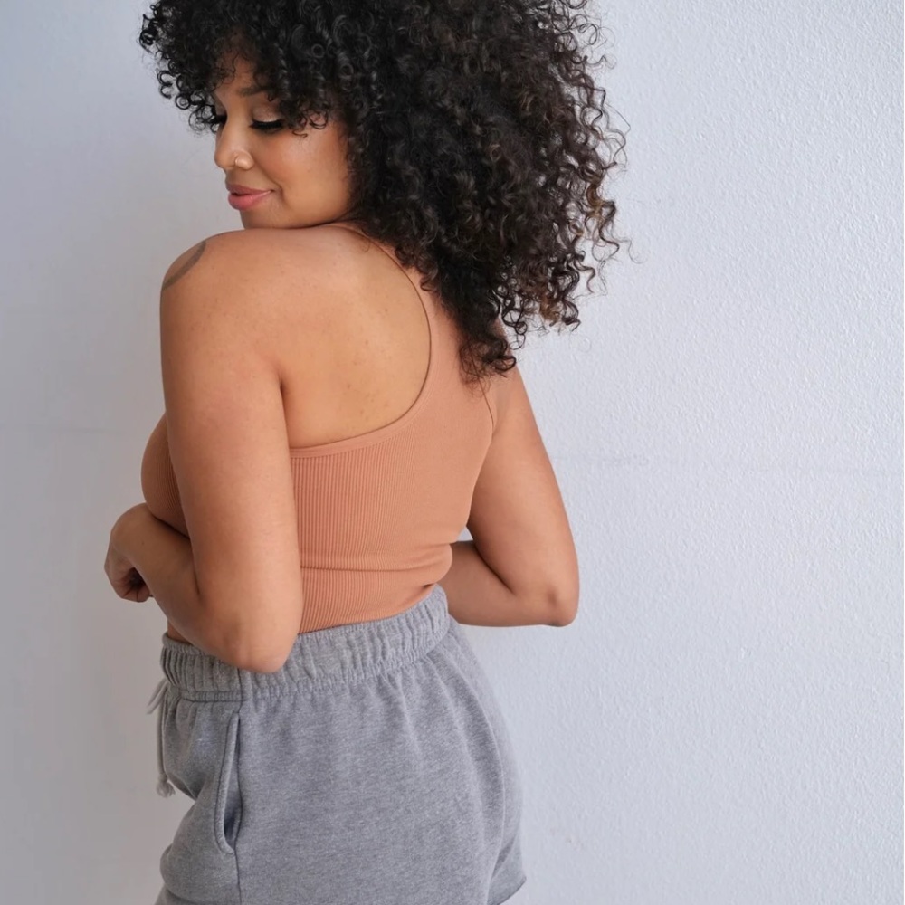 Bao Bei - The Perfect Postpartum Tank. Selling both together. Size M/L.